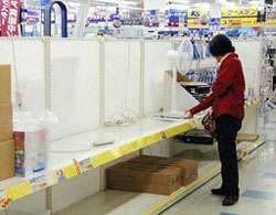 nan nhan dong dat nhat ban doi mat voi mua he ac mong 63fa6d0ec01c6