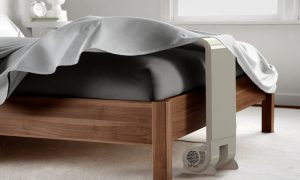 quat thoi khi mat duoi chan de su dung khi ngu 63fa6cc8bd990